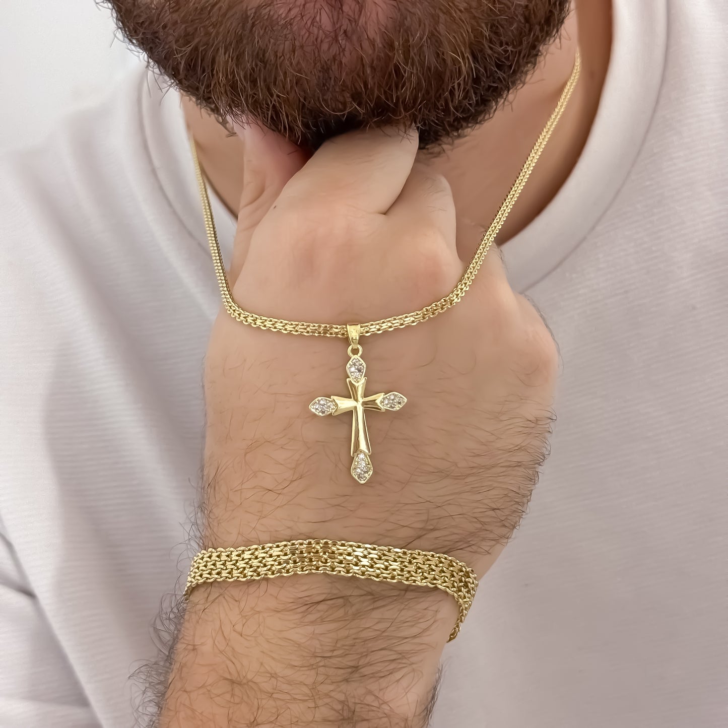 Cadena Tejido Chino de Hombre de 60cm de 3mm de Grosor + Cruz Trebol con micro circones + Pulsera Tejido Chino Gruesa de 20cm de 6mmm de Grosor en Oro Laminado 18k con Garantia de por vida