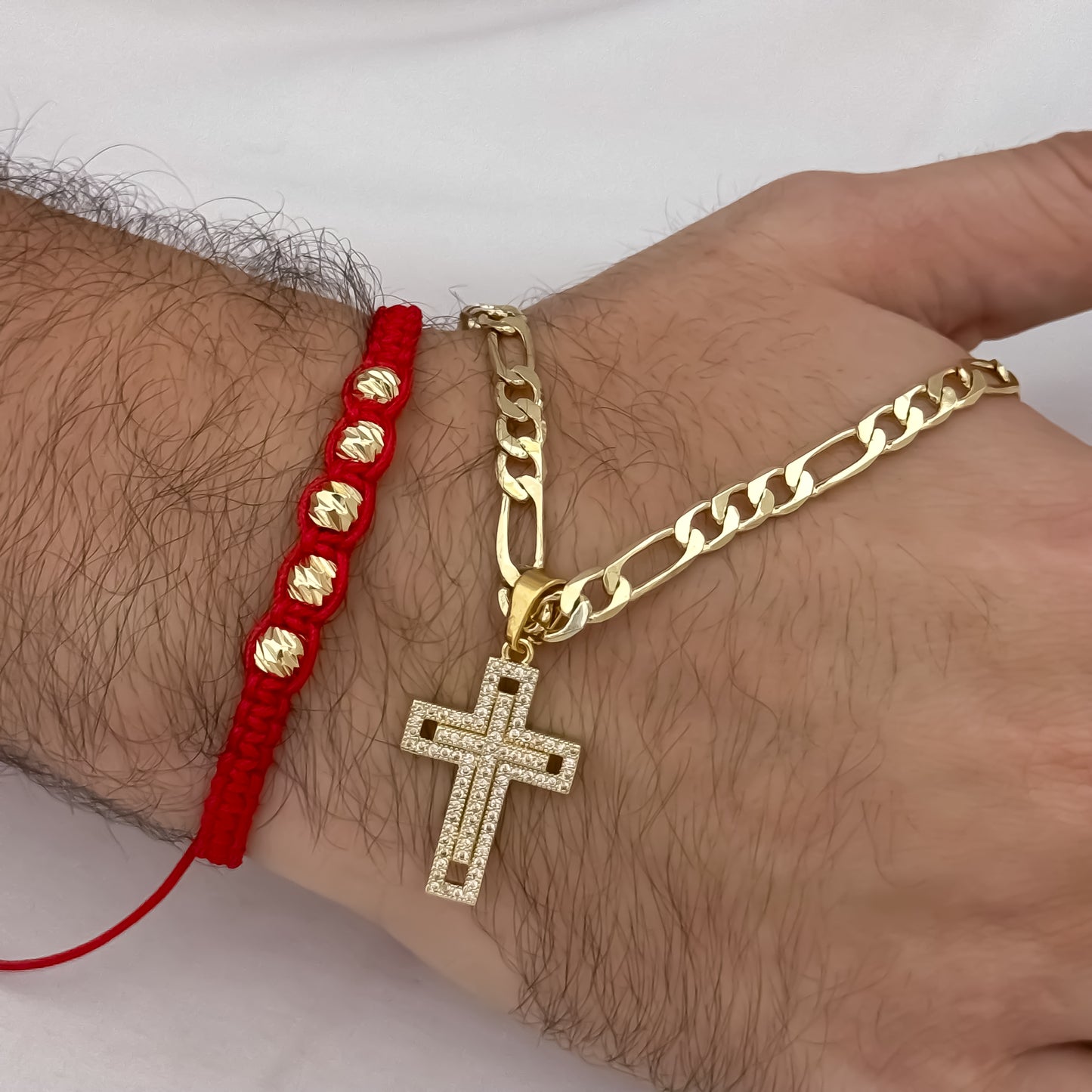 Cadena Tejido Catier de Hombre de 60cm de 5mm de Grosor + Dije de Cruz Cristo con Micro circones + Pulsera Balin Italiano de 5mm en Hilo Rojo en Oro Laminado 18k con Garantía de por vida