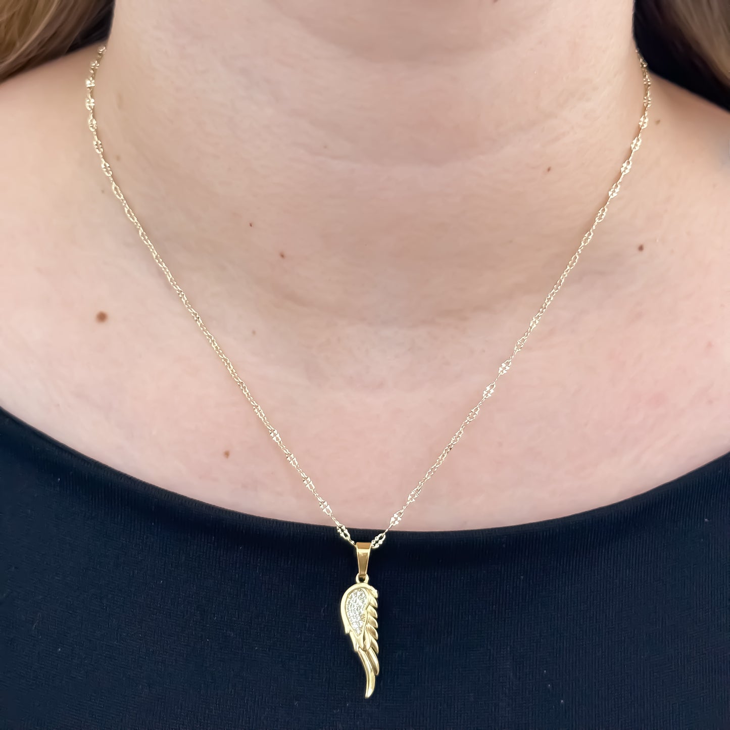 Cadena Tejido Crispeta Diamantada de 45cm + Dije de ALA con Micro circones en Oro Laminado 18k con Garantia de por vida
