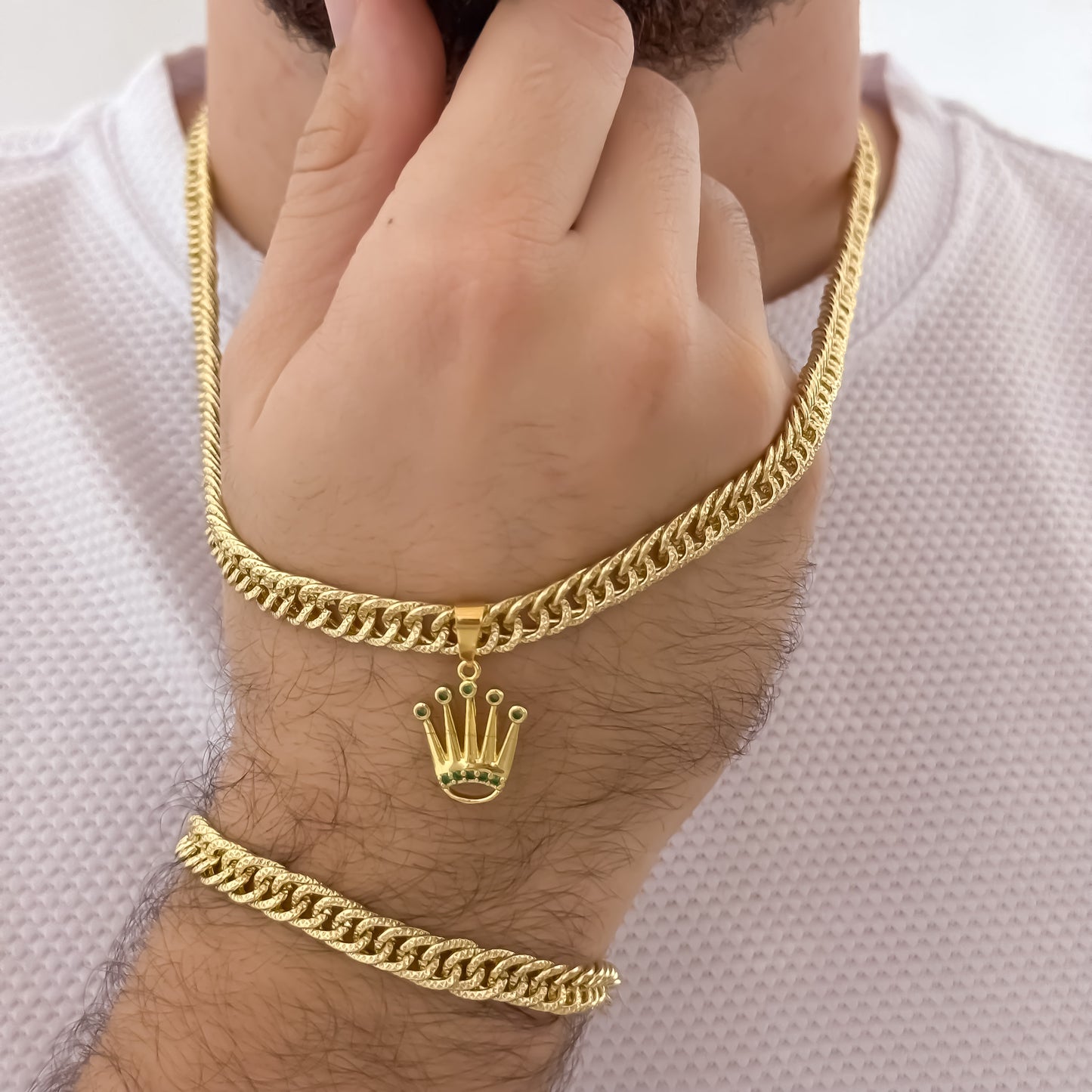 Conjunto Hombre en Cadena Tejido Cubana Cruzada de 60cm de 4mm + Corona Rolex con Circones Verde + Pulsera de 20cm de 4mm de Grosor en Oro Laminado 18k con Garantia de por vida
