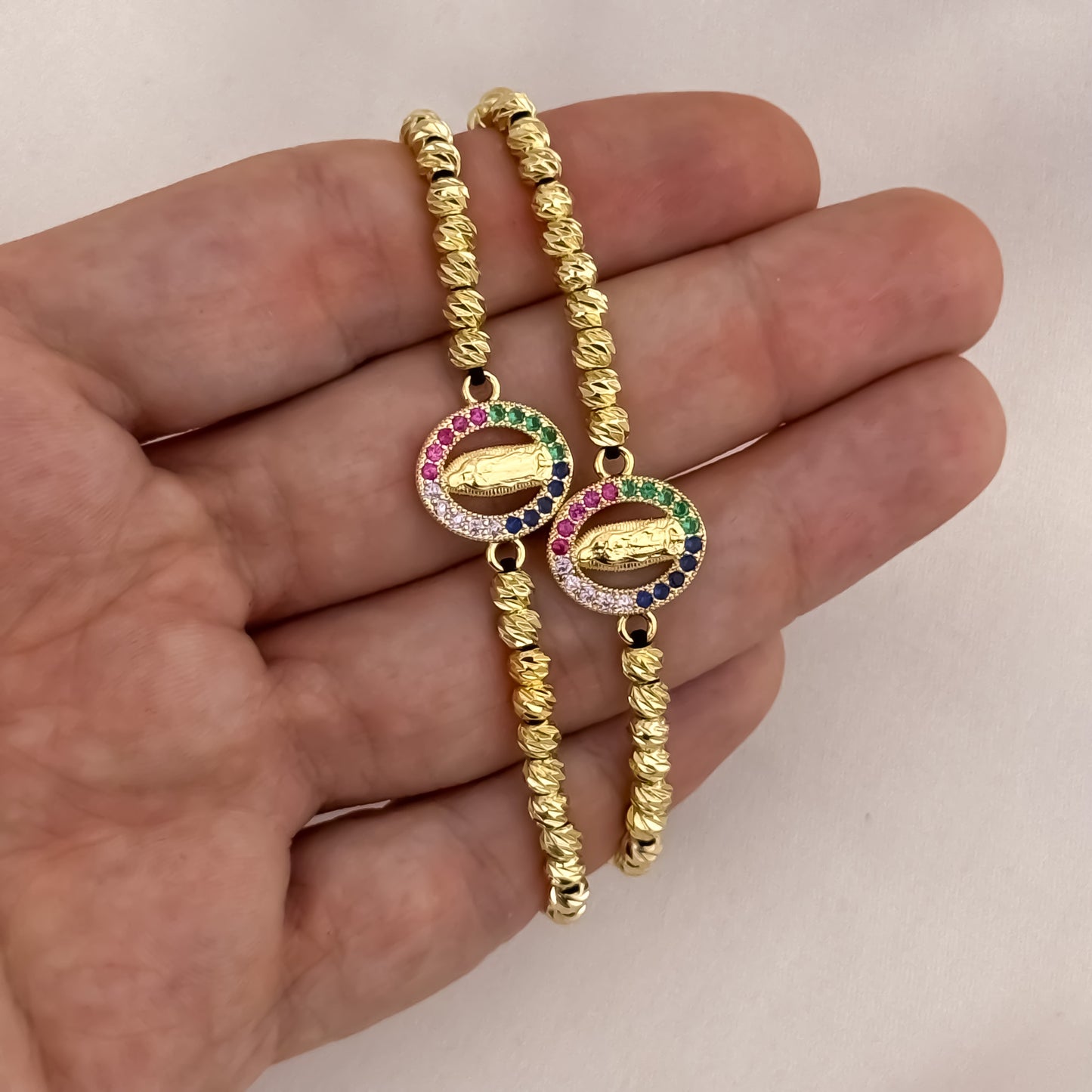 Promoción de 2 Pulseras Para Parejas de Virgen Guadalupe con Micro Circones de Colores en Balin italiano de 6mm en Oro Laminado 18k