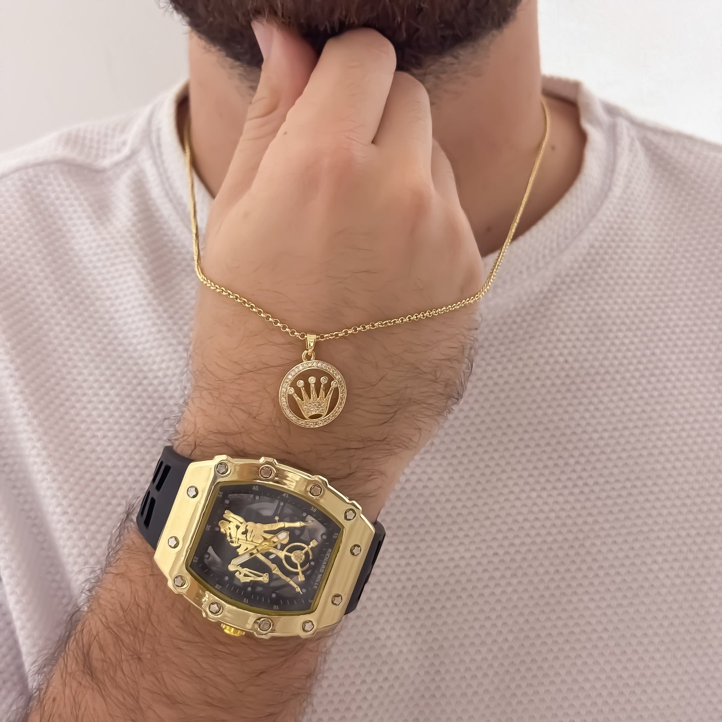 Cadena Cubana Delgada de Hombre de 60cm de 2mm + Corona Rolex Micro Circones Cristales + Reloj Richard en Oro Laminado 18k con Garantía de por vida