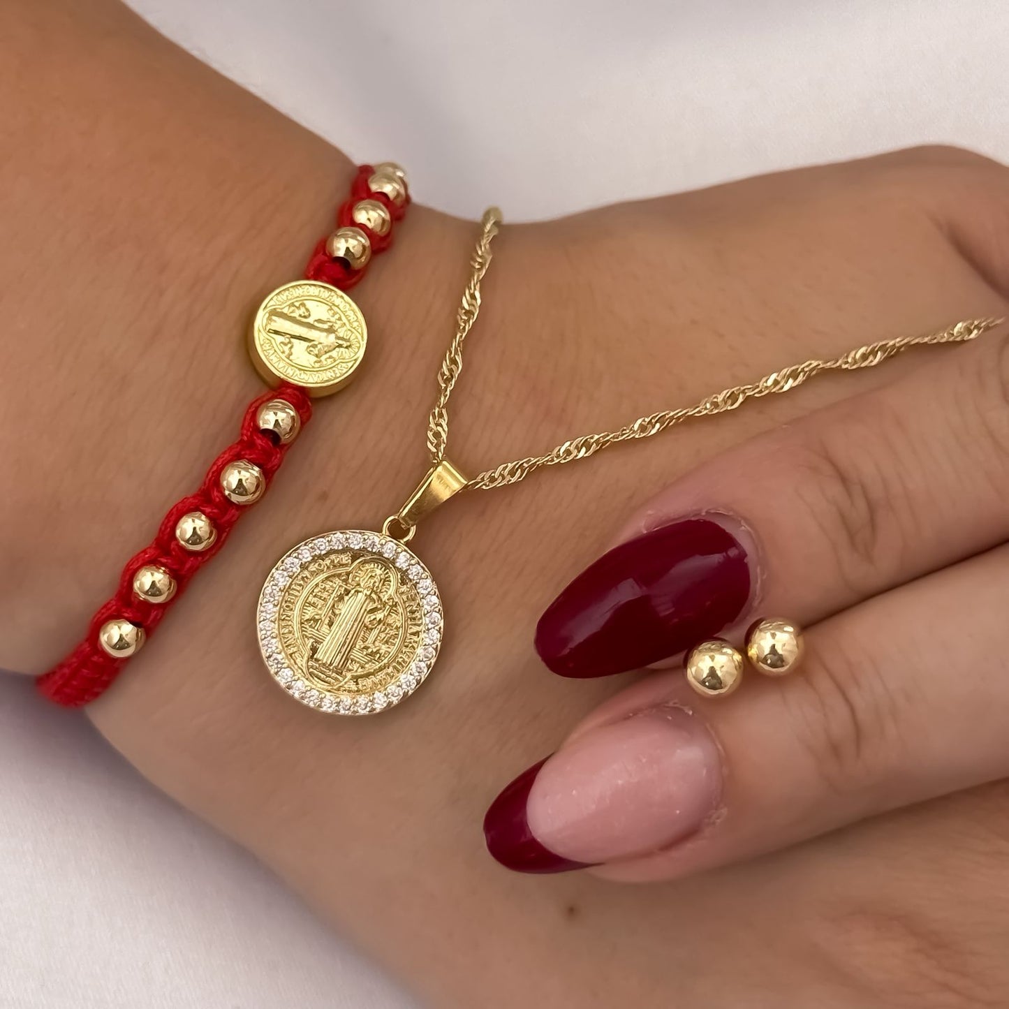 Cadena Tejido Singapur de Dama de 45cm + San Benito con Micro Circones Cristales + Topo Balin de 6m + Pulsera San Benito Protección Hilo Rojo en Oro Laminado 18k con Garantia de por vida