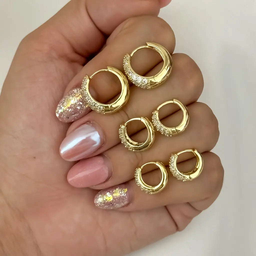 Juego de Candongas en Oro Laminado 18k Pequeña Mediana y Grande con Micro circones en Oro Laminado 18k con Garantia de por vida