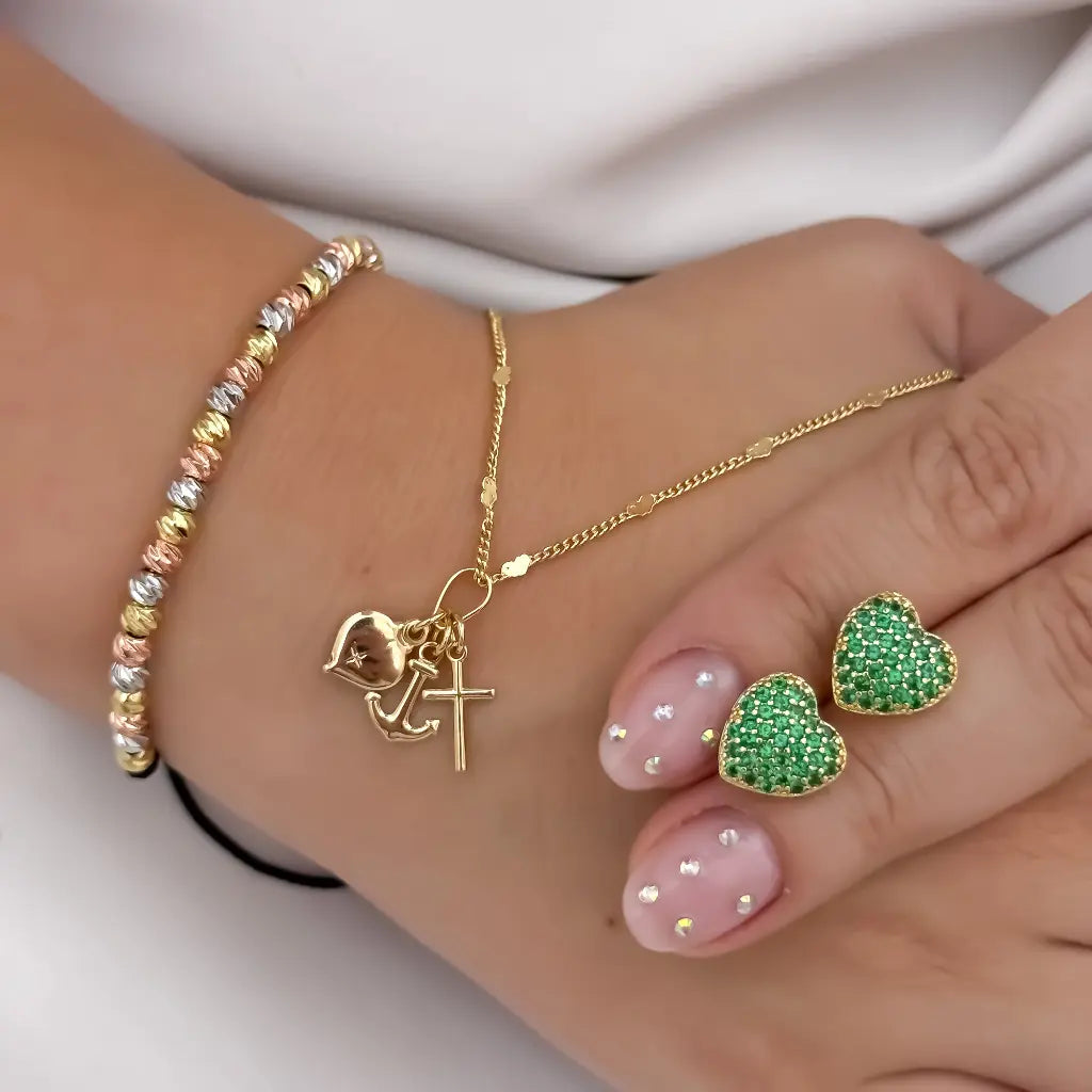 Cadena para Dama Tejido Cubana de 45cm de 2mm de Grosor + Dije de las 3 Gracias +Pulsera de 3 Oros en Balin Italiano de 4mm de Grosor + Topos Verde Esmeralda corazon en Oro Laminado 18k con Garantia de por vida