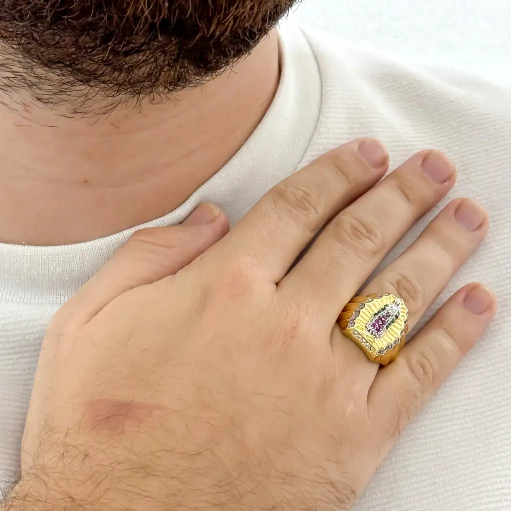 Anillo de Virgen Guadalupe Tallada con Micro Circones en Oro Laminado 18k con Garantia de por vida Talla Ajustable