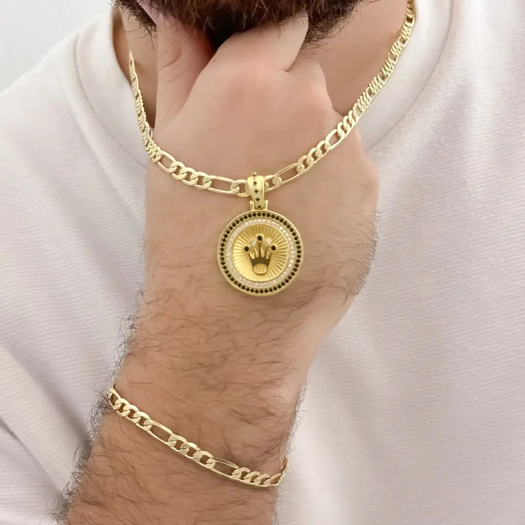 Conjunto Para hombre en Cadena tejido Catier de 60cm de 5mm de Grosor + Dije de Corona con micro circones Verde + Pulseras de 20cm de 5mm de Grosor en Oro Laminado 18k con Garantia de por vida