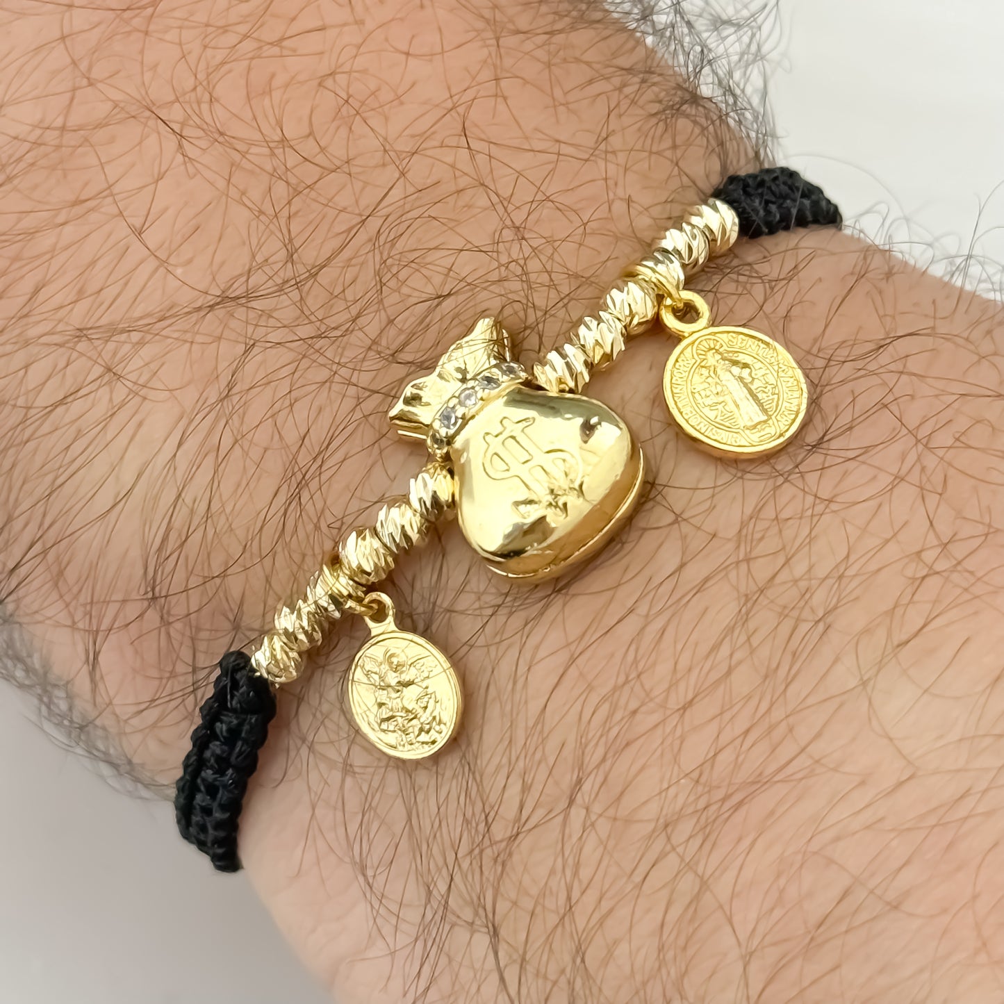 Pulsera  de Abudancia y Proteccion San Benito y San Miguel en Oro Laminado 18k con Garantia de por vida