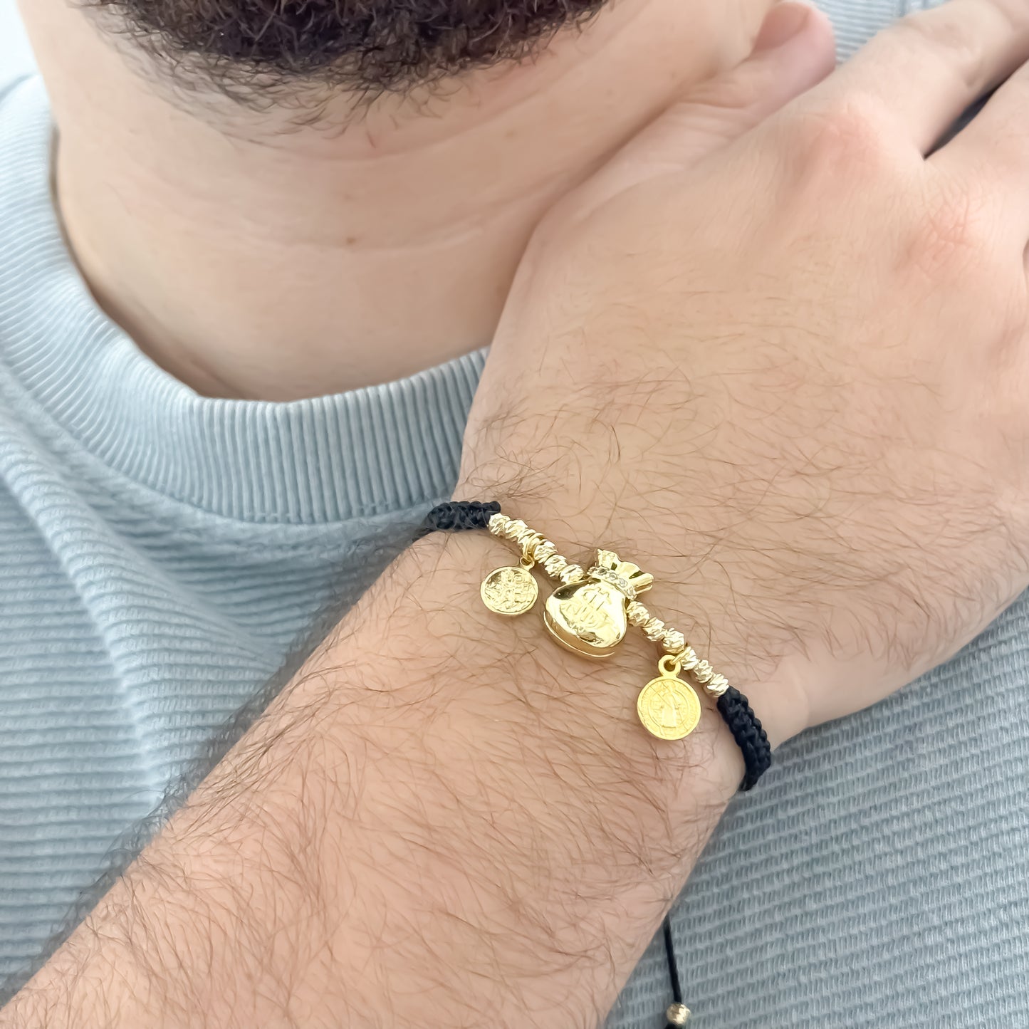 Pulsera  de Abudancia y Proteccion San Benito y San Miguel en Oro Laminado 18k con Garantia de por vida