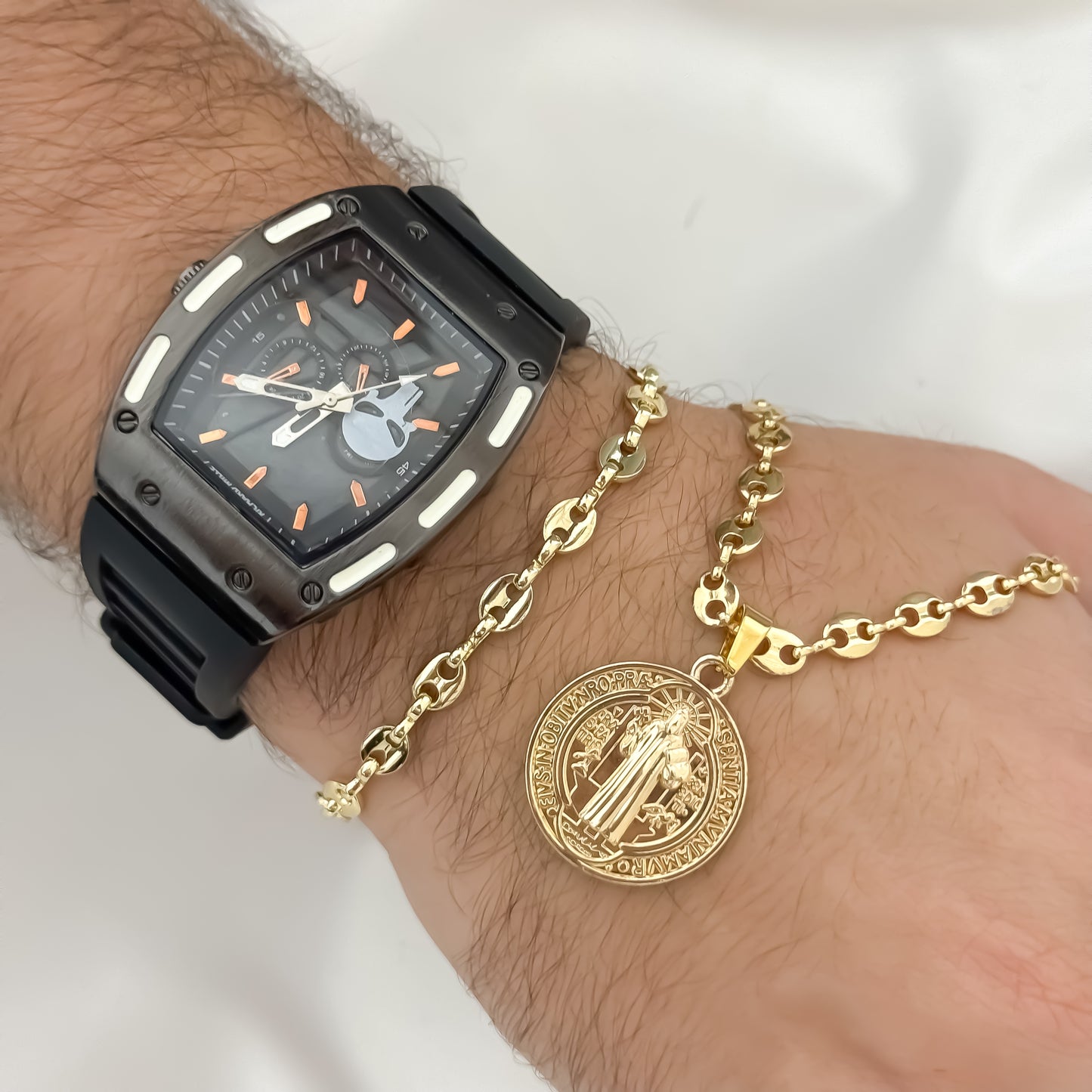 Juego de Cadena Tejido Gucci + Dije San Benito Protección  + Pulsera Tejido Gucci + Reloj  Richarr Mille