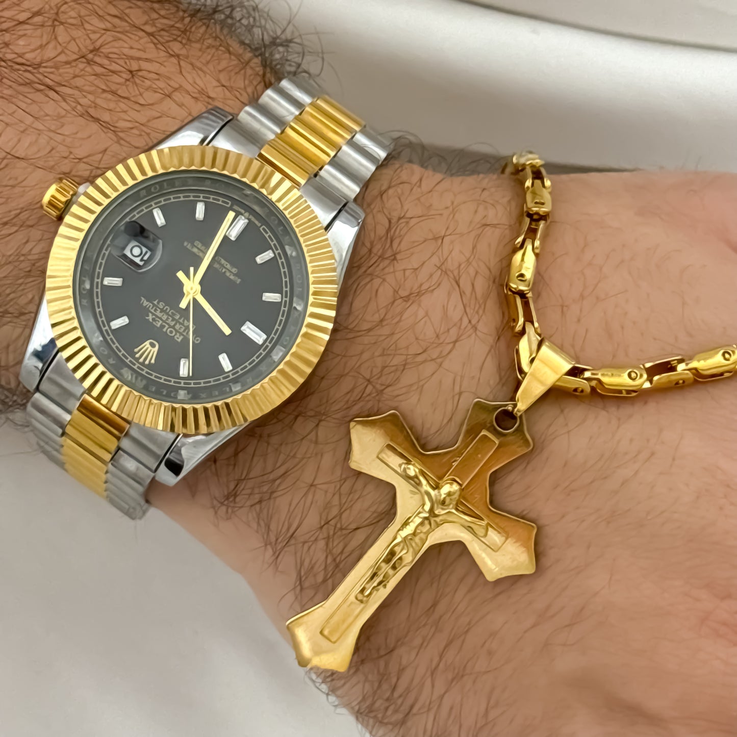 Cadena Tejido Barbado Gruesa  60cm + Cruz Madero Grande en Oro Laminado 18k con Garantia de por vida + Reloj Rolex Replica 1.1 con Garantia